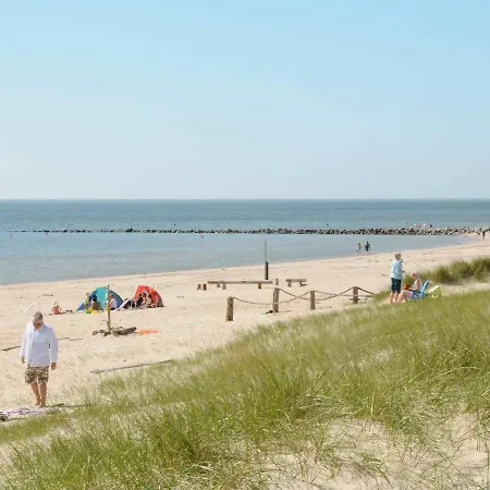 8 Person Holiday In Bl Vand